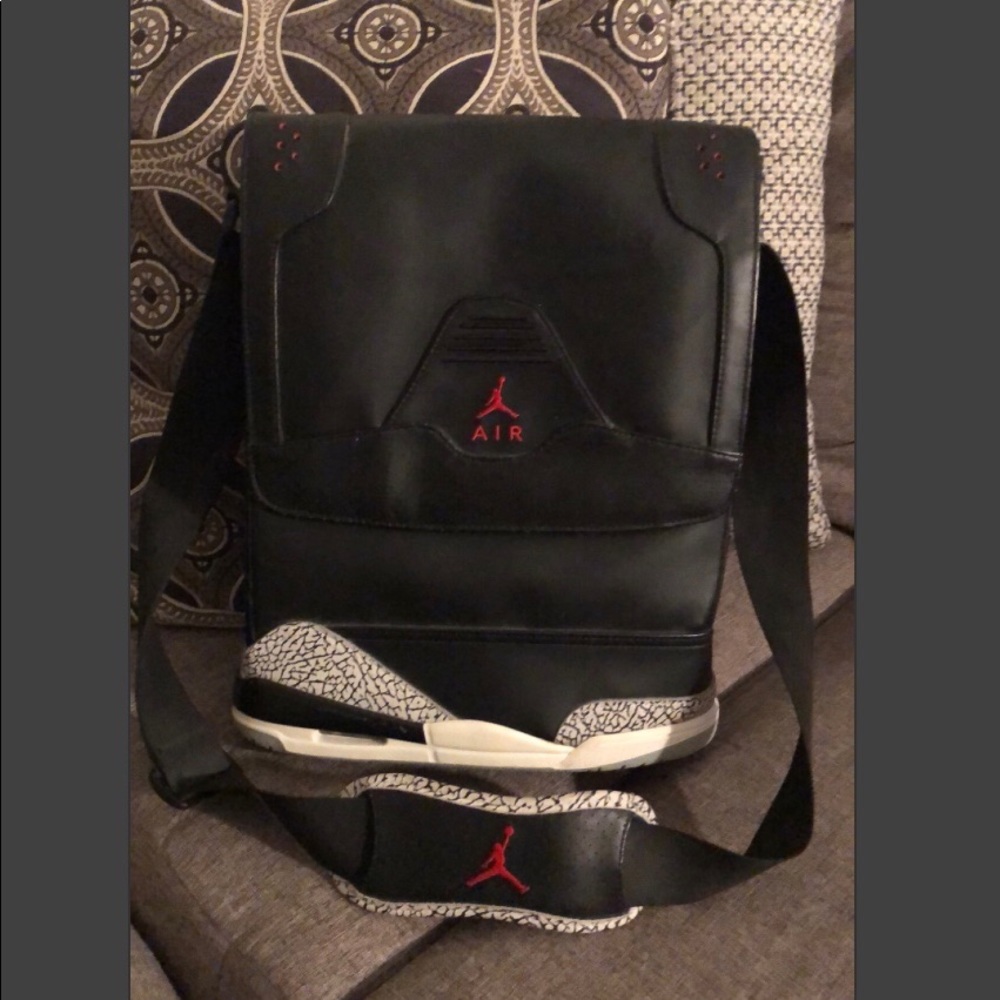 Jordan Retro 3 bag